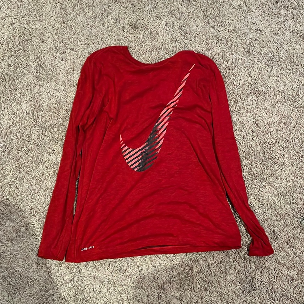 Men’s. Nike. Dri-fit. Long sleeve. XL.